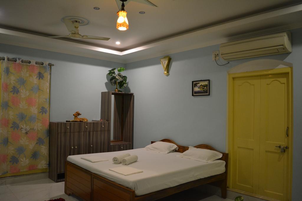 Shiva Ganges View Guest House Varanasi Eksteriør billede
