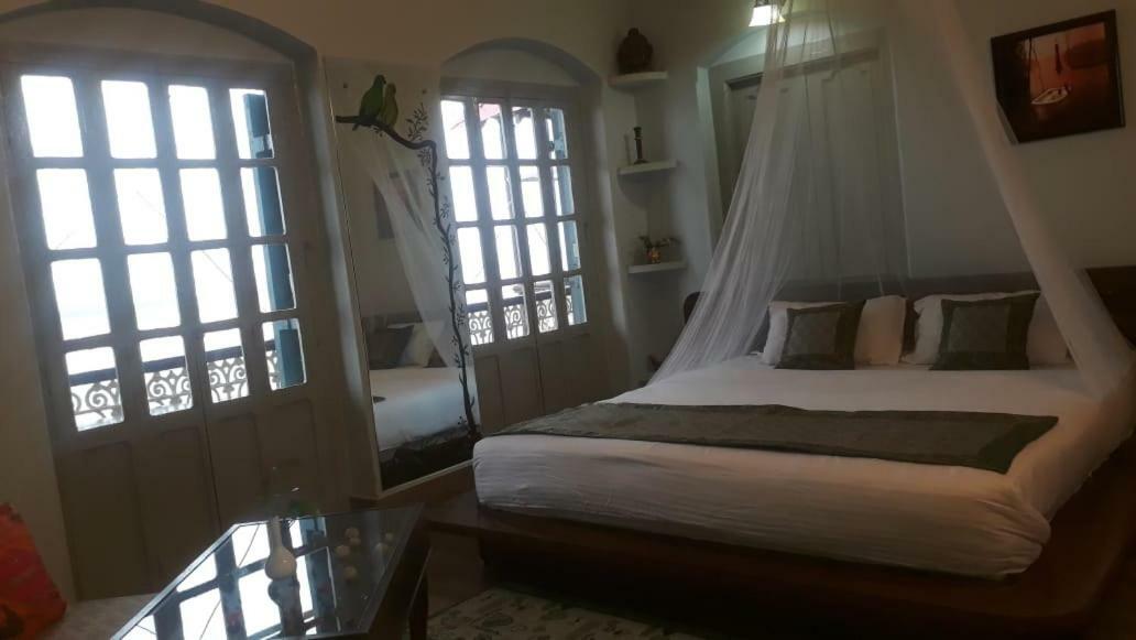 Shiva Ganges View Guest House Varanasi Eksteriør billede